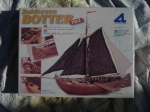 images/productimages/small/Zuiderzee Botter 1912 Artesania Latina houten schepen voor.jpg